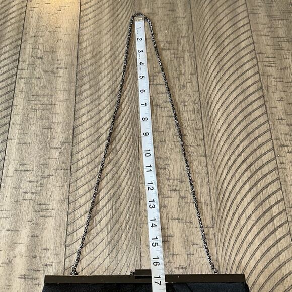 Luxe Tufted Satin Clutch w/17” drop. Security clasp Driver’s license 🪪 slot - Picture 13 of 17